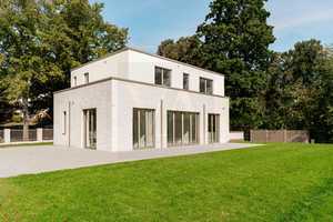 Property thumbnail 2