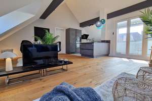 Komponistenloft zwischen Barmbek-Süd, Uhlenhorst und Winterhude – Weidestraße 111, 22083 Barmbek-Süd, Hamburg – Vorschaubild 2