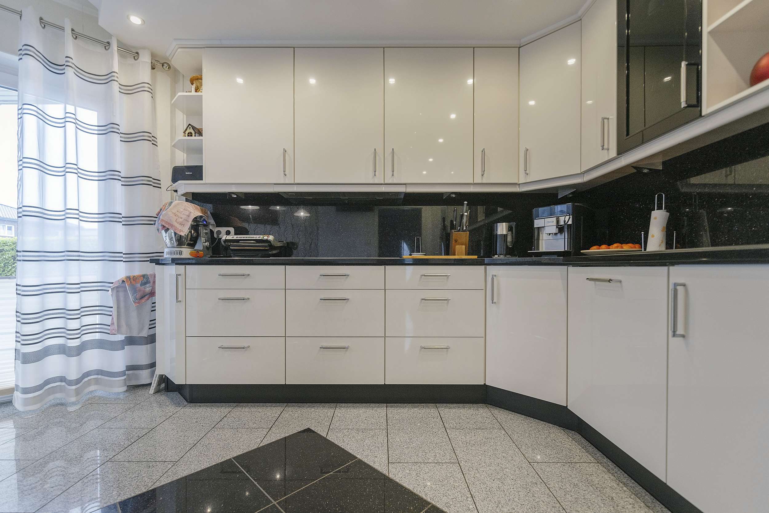 Immobilie in Fredenbeck - Schickes 7 Zimmer Einfamilienhaus! - Bild 6