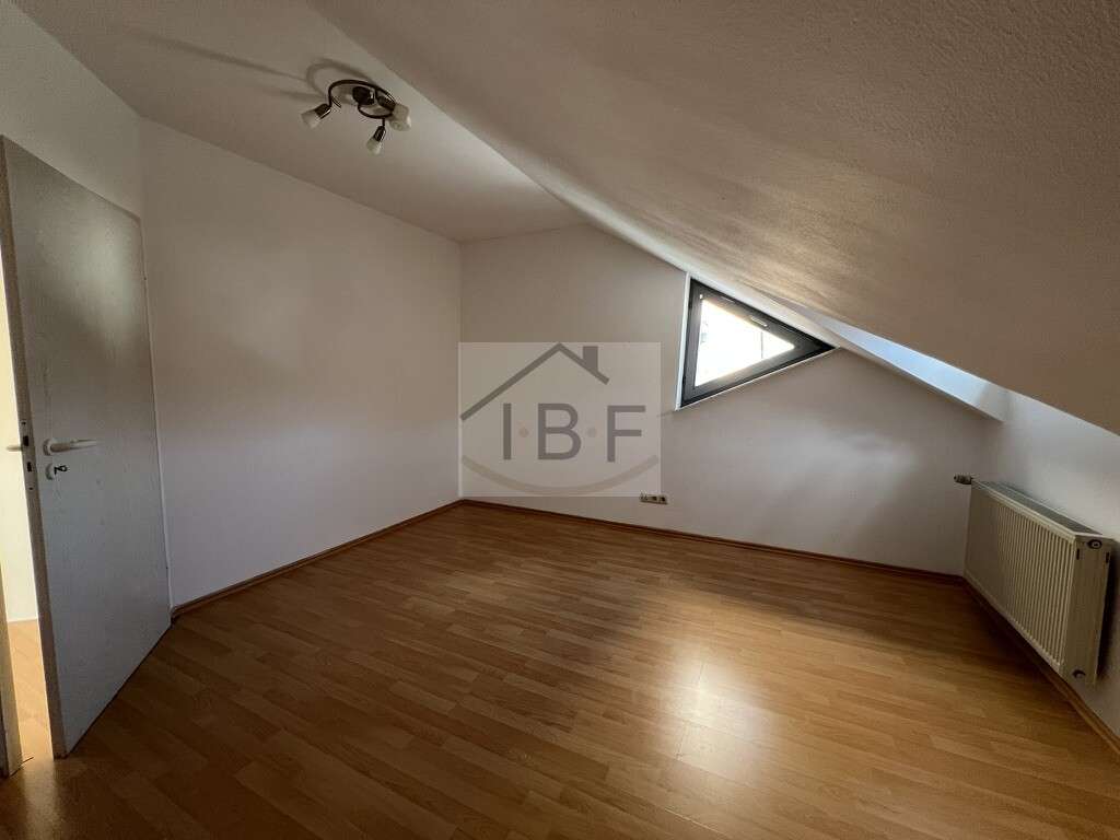 Immobilie in Freudenberg - Gepflegtes Wohn- und Geschäftshaus in Freudenberg-Lindenberg - Bild 1