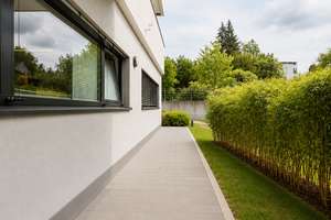 Exklusive 2-Zimmer-Wohnung mit Luxusausstattung und verglaster Loggia in Augsburg-Göggingen – Die vollständige Adresse der Immobilie erhältst du vom Anbieter., 86199 Göggingen-Süd, Augsburg – Vorschaubild 3