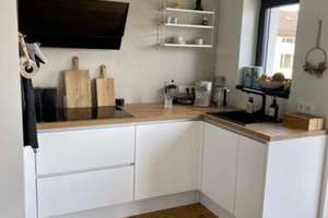 Neuwertige 2,5-Raum-Wohnung mit Balkon und Einbauküche in München Schwabing (Olympiapark) – Die vollständige Adresse der Immobilie erhältst du vom Anbieter., 80809 Am Luitpoldpark, München – Vorschaubild 10