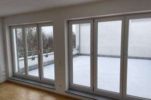 Erstbezug nach Sanierung mit EBK und Dachterrasse.  – Kelleerweg 2a, 93053 Galgenberg, Regensburg – Vorschaubild 12