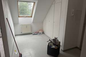 NUR MIT WBS FÜR 2 PERSON - schöne 2-Zimmer-Wohnung mit Balkon – Börsenstraße 118 a, 42657 Burg/Höhscheid, Solingen – Vorschaubild 2
