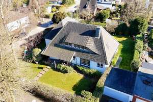 GROSSZÜGIGES EINFAMILIENHAUS MIT SCHWIMMBAD IN KREFELD-KLIEDBRUCH! – Die vollständige Adresse der Immobilie erhältst du vom Anbieter., 47803 Inrath/Kliedbruch, Krefeld – Vorschaubild 24