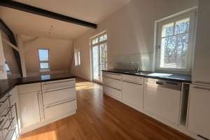 Exclusive villa in Babelsberg with commercial-use option. Only 7 minutes to Lake Griebnitzsee – Die vollständige Adresse der Immobilie erhältst du vom Anbieter., 14482 Babelsberg Nord, Potsdam – Vorschaubild 25