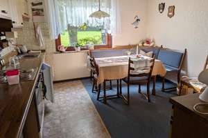 Idyllisch gelegenes EFH mit großem Grundstück und viel Nebenfläche!
Für Handwerker! – Die vollständige Adresse der Immobilie erhältst du vom Anbieter., 26919 Brake (Unterweser) – Vorschaubild 7