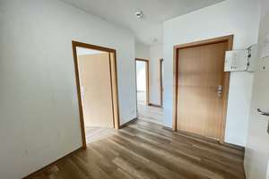 Top 2 RW Wohnung mit Balkon für Studenten inkl. einer EBK – Marktsteig 3, 9126 Bernsdorf, Chemnitz – Vorschaubild 5