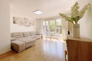 Einziehen & wohlfühlen – 4 Zimmer mit Carport – Die vollständige Adresse der Immobilie erhältst du vom Anbieter., 22143 Rahlstedt, Hamburg – Vorschaubild 5