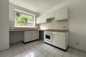 Helle 2,5-Zi.-Wohnung mit  Balkon, EBK u. Tiefgaragenstellplatz; Elmschenhagen-Süd – Reichenberger Allee 35-41 (hier: 35), 24146 Elmschenhagen, Kiel – Vorschaubild 6