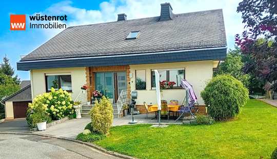 Bild von Großzügiges Einfamilienhaus mit Einliegerwohnung & Gartenparadies - sofort einziehen und wohlfühlen!