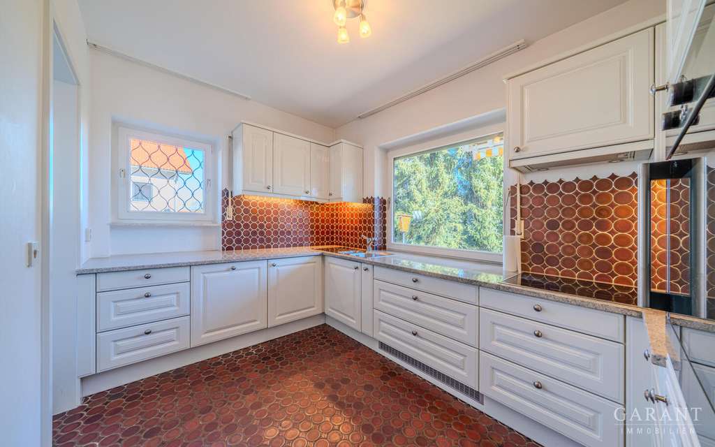 Immobilie in Straßlach-Dingharting - Großzügige Doppelhaushälfte mit Garten und viel Privatsphäre - Bild 3