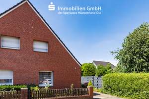 Doppelhaushälfte mit großem Garten und attraktivem Erweiterungspotenzial!