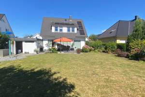 Familienfreundliches Einfamilienhaus mit Garten & Carport in bester Lage von Gehlsdorf – Zeesenweg 3, 18147 Gehlsdorf, Rostock – Vorschaubild 3