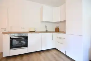 Schöne, ruhige,komplett sanierte 2 Zimmer Wohnung direkt am Stadtgarten – Krefeld – Vorschaubild 6