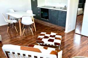 ** NEW YORK STYLE *MÖBLIERTES DG APARTMENT NÄHE FÜRSTENPLATZ ** EINBAUKÜCHE, BOXSPRINGBETT** – 40215 Friedrichstadt, Düsseldorf – Vorschaubild 2