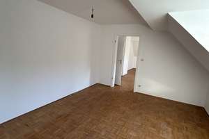 2-Zimmer-Dachgeschosswohnung in Holsterhausen – Kützelstraße 30, 45147 Holsterhausen, Essen – Vorschaubild 3