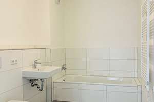 Neubau-Gebiet Hannover Kronsrode: Einbauküche, Loggia, Fußbodenheizung, 2 Bäder, Lift, TG, Keller – Kattenbrookstrift 75, 30539 Bemerode, Hannover – Vorschaubild 6