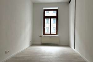 VIDEORUNDGANG, NEUE Einbauküche, Neuer Laminat, 3 Raum , Balkon und vieles mehr – Lilienstraße  41, 4315 Neustadt-Neuschönefeld, Leipzig – Vorschaubild 13