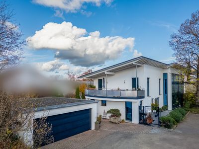Work-Life für Unternehmer: Exklusives Wohnhaus und Gewerbe-Neubau als Komplettlösung