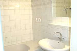 Charmante 1-ZKB-EG-Wohnung mit wunderschöner Terrasse, ruhige Lage, München, Pasing-Obermenzing – Die vollständige Adresse der Immobilie erhältst du vom Anbieter., 81245 Obermenzing, München – Vorschaubild 8