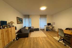 2-Zimmer Wohnung in Karlsruhe Südstadt (2 Jahres Mietvertrag und 3300€ Ablöse) – Die vollständige Adresse der Immobilie erhältst du vom Anbieter., 76137 Südstadt, Karlsruhe – Vorschaubild 2