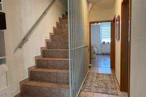 Familien-DHH | 4 Zimmer | 104 m² + ca. 25 m² wohnlich ausgebauter Spitzboden | Keller | Garage – Die vollständige Adresse der Immobilie erhältst du vom Anbieter., 47804 Benrad-Nord, Krefeld – Vorschaubild 19