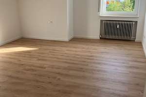 Helle, vollständig renovierte 3,5-Zimmer-Wohnung mit Balkon und EBK in Westhausen – Die vollständige Adresse der Immobilie erhältst du vom Anbieter., 73463 Westhausen – Vorschaubild 8