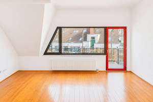 Loft-Feeling über den Dächern von Köln; am Zülpicher Platz – Die vollständige Adresse der Immobilie erhältst du vom Anbieter., 50674 Neustadt/Süd, Köln – Vorschaubild 4