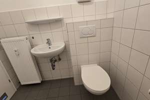 4 Zimmer Wohnung Balkon Garten  – Die vollständige Adresse der Immobilie erhältst du vom Anbieter., 53225 Beuel-Mitte, Bonn – Vorschaubild 10