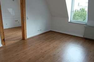 Geräumige 4-Zimmer-Wohnung in Wuppertal-Oberbarmen – Feldstraße 48, 42277 Oberbarmen, Wuppertal – Vorschaubild 16