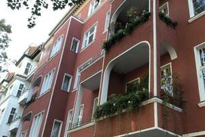 2-Zimmer-Wohnung mit Loggia in Berlin-Charlottenburg - Solide Kapitalanlage – Kaiserin Augusta Allee 29, 10553 Moabit, Berlin – Vorschaubild 2