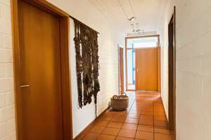 Architektenhaus mit Kamin, 2 Vollbädern, EBK`s + Do.-Garage mit Werkstatt, DG nachträglich ausgebaut – 30982 Pattensen – Vorschaubild 7