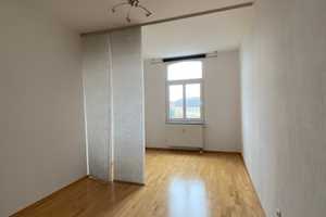 2-Zimmer-City-Wohnung mit idealer Verkehrsanbindung – Fürth – Vorschaubild 3