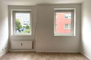 WG-Zimmer an der Universität mit EBK zu vermieten – Körnerstraße 1, 30159 Mitte (Ortsteil), Hannover – Vorschaubild 1