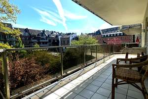 Exklusive 3-Zimmer-Wohnung mit 2 Balkonen im Herzen von Düsseldorf-Oberkassel