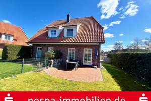 Moderne Doppelhaushälfte in zentrumsnaher Lage von St. Peter Bad! – Die vollständige Adresse der Immobilie erhältst du vom Anbieter., 25826 Sankt Peter-Ording – Vorschaubild 1