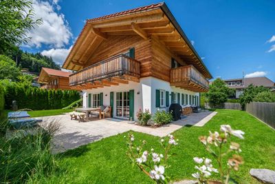 MODERNES EINFAMILIENHAUS MIT BERGBLICK UND BESONDERER WOHNQUALITÄT, BAD WIESSEE