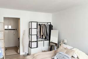 Bezugsfreie 1-Zi.-Wohnung mit Balkon in Neuhausen am Rotkreuzplatz – Die vollständige Adresse der Immobilie erhältst du vom Anbieter., 80634 Neuhausen, München – Vorschaubild 5
