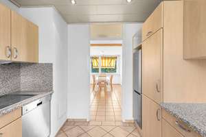Großzügige 5-Zimmer-Wohnung mit Balkon, Garage – 93057 Reinhausen, Regensburg – Vorschaubild 16