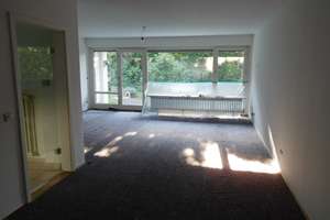 Viel Platz für den Alltag in diesem freistehenden Einfamilienhaus in Bonn-Röttgen – Die vollständige Adresse der Immobilie erhältst du vom Anbieter., 53125 Röttgen, Bonn – Vorschaubild 7