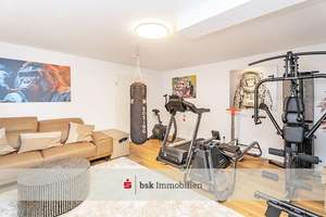 Design trifft Komfort: Stilvolle Doppelhaushälfte mit Pool – Die vollständige Adresse der Immobilie erhältst du vom Anbieter., 12209 Lichterfelde, Berlin – Vorschaubild 16