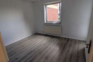 Zuhause ist: Ihre perfekte Singlewohnung: 1-Zimmer-Wohnung mit Balkon in Geestemünde – Bülkenstraße 5, 27570 Geestemünde, Bremerhaven – Vorschaubild 2