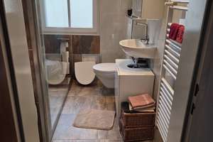 Property thumbnail 9