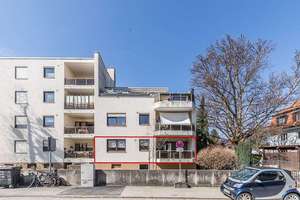 Großzügige 2 Zi. EG-Whg. mit geräumigem Ostbalkon