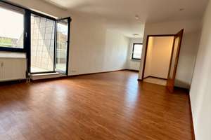 Großzügige 2-Zimmer Dachgeschoss-Terrassenwohnung in Nürnberg-Großreuth h.d. Veste – Kleinreuther Weg 40, 90408 Uhlandstraße, Nürnberg – Vorschaubild 3