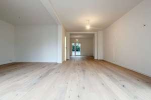 Exklusiv saniertes Townhouse mit Terrasse und Garten in Köln / Klettenberg – Die vollständige Adresse der Immobilie erhältst du vom Anbieter., 50939 Klettenberg, Köln – Vorschaubild 3