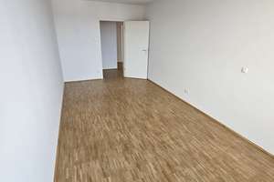 Leerstehende 4-Zimmer-Wohnung mit idealem Grundriss & West-Balkon – Die vollständige Adresse der Immobilie erhältst du vom Anbieter., 81829 Messestadt Riem, München – Vorschaubild 8