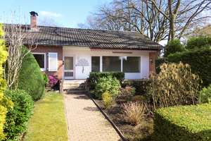 Einfamilienhaus mit Wohlfühlfaktor in ruhiger Lage – Die vollständige Adresse der Immobilie erhältst du vom Anbieter., 25421 Pinneberg – Vorschaubild 1