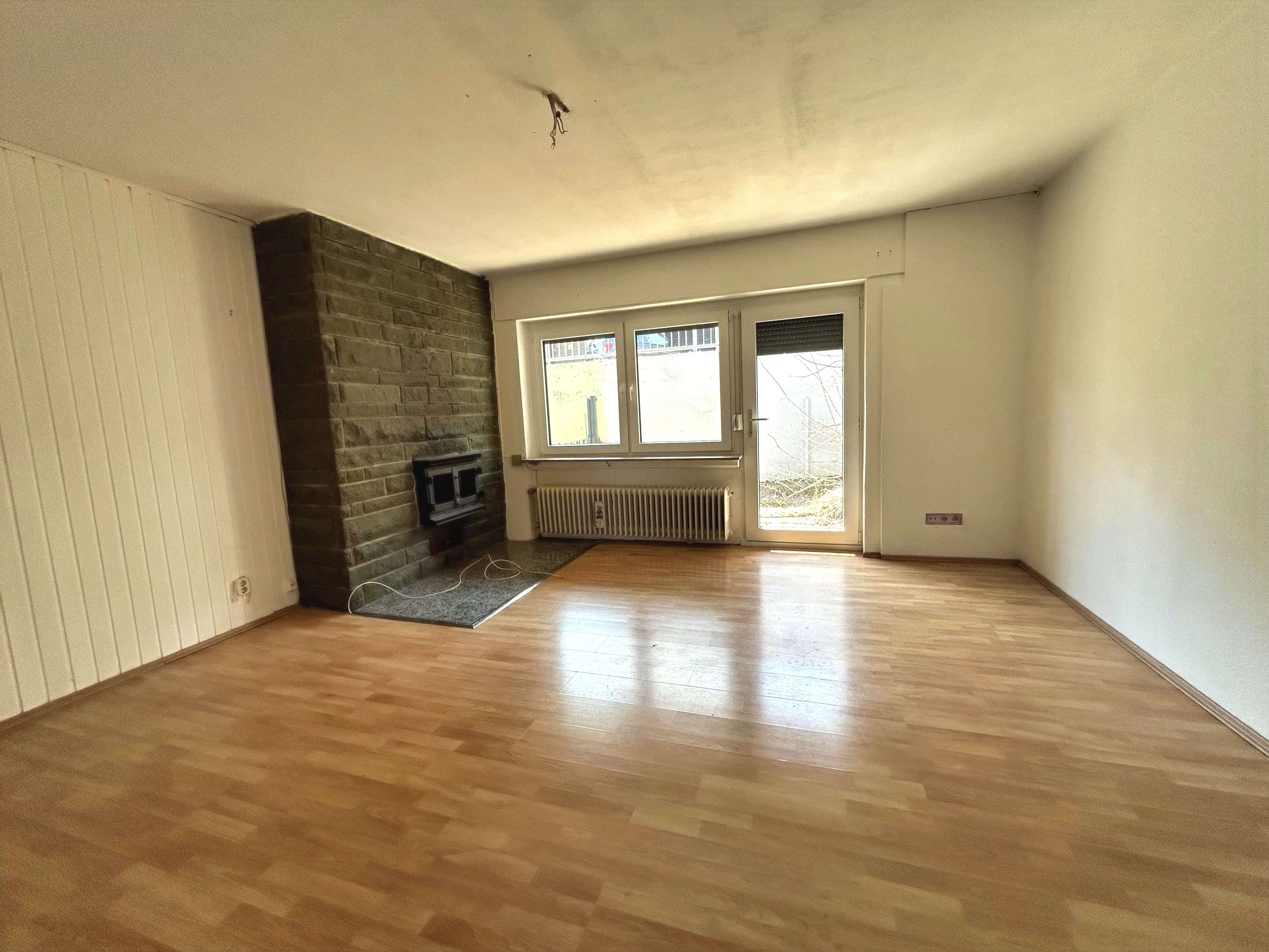 Immobilie in Schönwald im Schwarzwald - Wohlfühlen auf drei Etagen – Ihr neues Zuhause mitten im Schwarzwald! - Bild 1